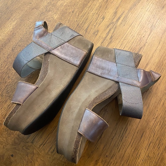 OTBT (worn) - Picture 4 of 4